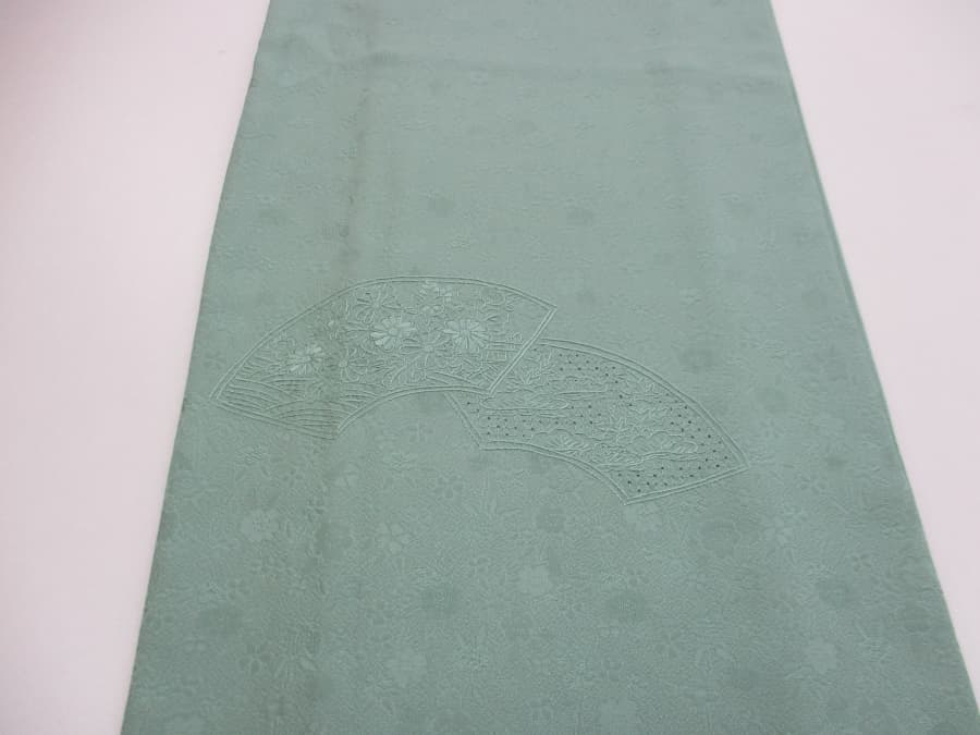 着物【福山神辺店】 広島県福山市にあるザ・ゴールド 福山神辺店の画像1