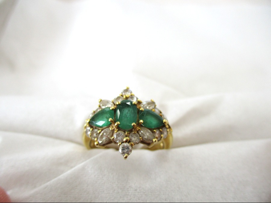 エメラルド　ダイヤ　リング　【福山神辺店/広島県/福山市】 広島県福山市にあるザ・ゴールド 福山神辺店の画像1