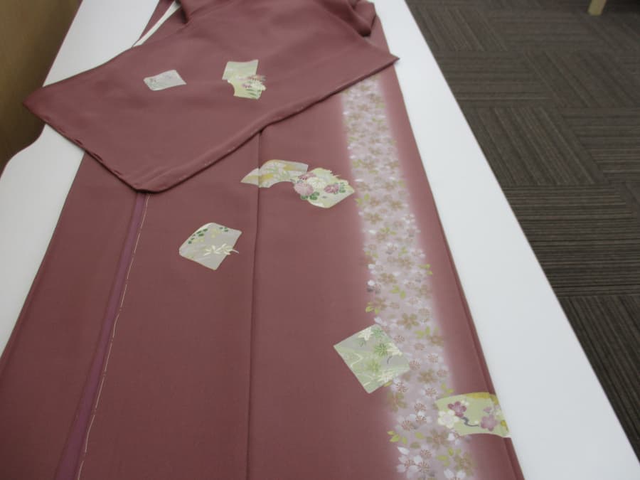 着物【福山神辺店】 広島県福山市にあるザ・ゴールド 福山神辺店の画像1