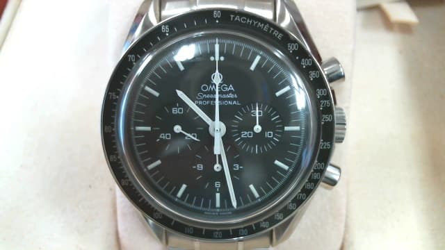 オメガ　スピードマスター　時計　【福山神辺店】 広島県福山市にあるザ・ゴールド 福山神辺店の画像1