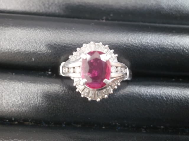 天然ルビー（ダイヤモンド入り）リングの買取実績【曙店/広島県/広島市/東区】 広島県広島市にあるザ・ゴールド 曙店の画像1