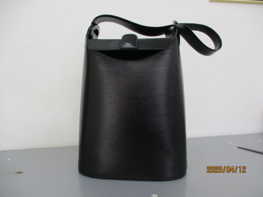 ルイヴィトン【福山東店】 広島県福山市にあるザ・ゴールド 福山東店の画像1