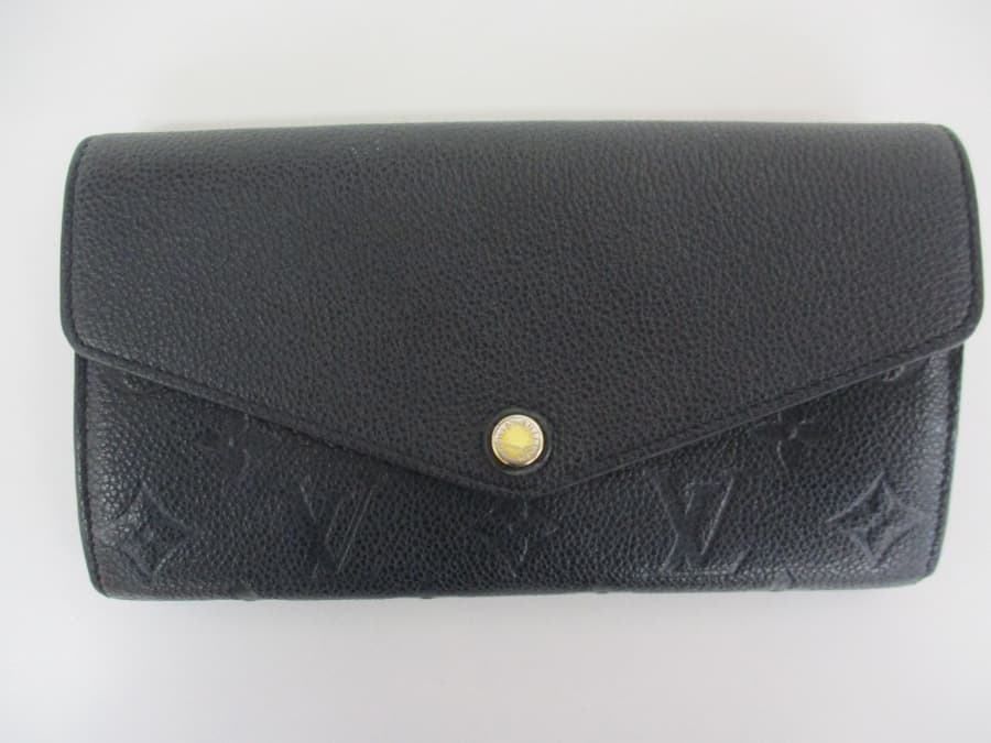 ルイヴィトン　ポルトフォイユサラ長財布の買取実績【福山東店/広島県/福山市】 広島県福山市にあるザ・ゴールド 福山東店の画像1