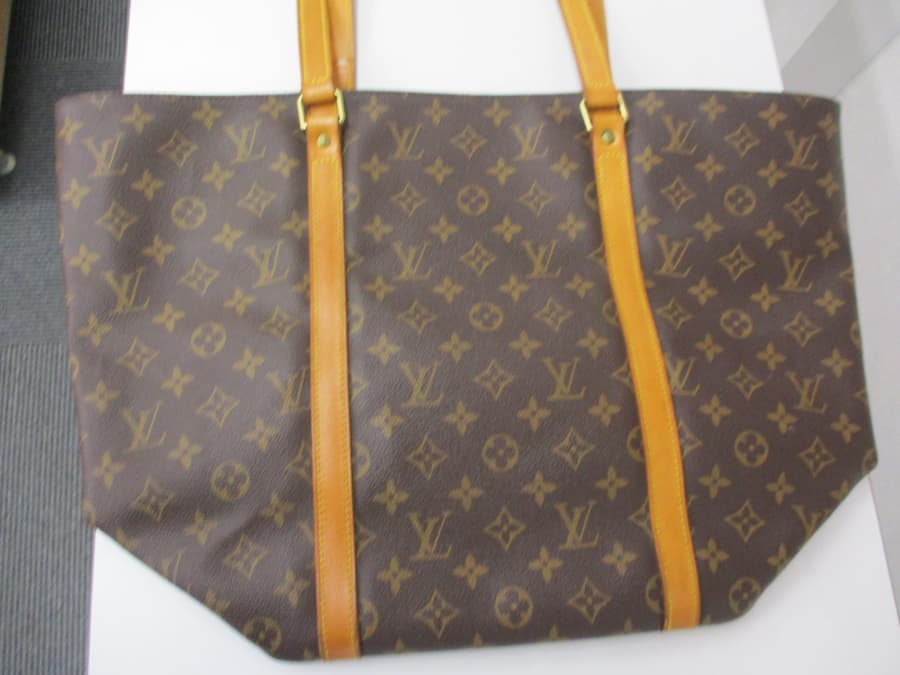 ルイヴィトン　トートバッグの買取実績【福山東店/広島県/福山市】 広島県福山市にあるザ・ゴールド 福山東店の画像1