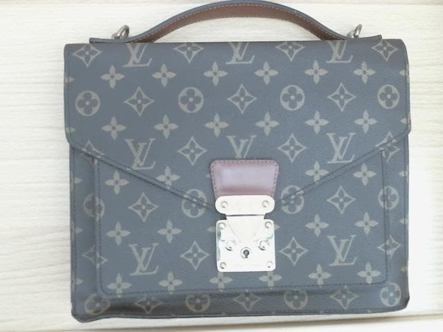 ルイ・ヴィトン　モンソー【福山東店】 広島県福山市にあるザ・ゴールド 福山東店の画像1