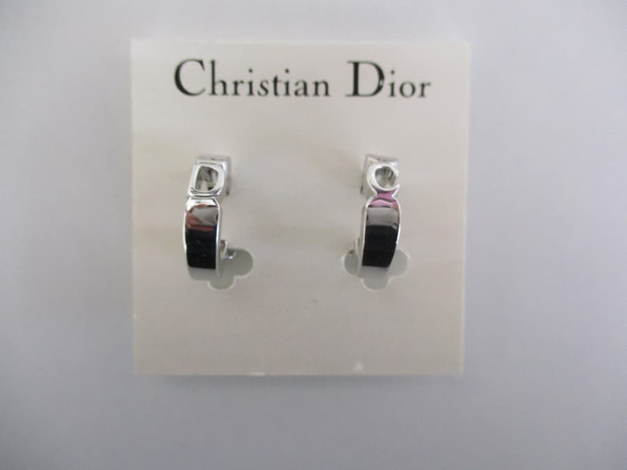 クリスチャン　ディオール　イヤリングの買取実績【福山東店/広島県/福山市】 広島県福山市にあるザ・ゴールド 福山東店の画像1