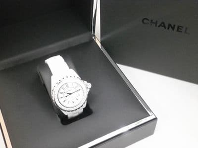 時計　シャネルJ12　買取　　　　　　　【岡山中央店】 岡山県岡山市にあるザ・ゴールド 岡山中央店の画像1