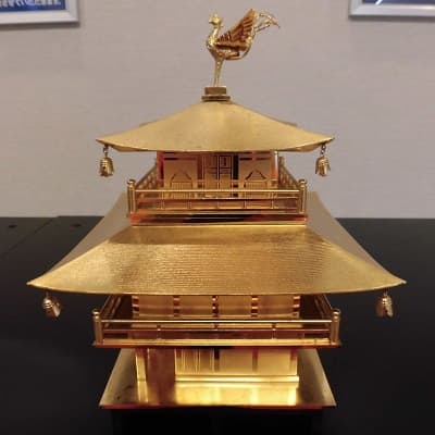 メッキの金閣寺【富士店】 静岡県富士市にあるザ・ゴールド 富士店の画像1