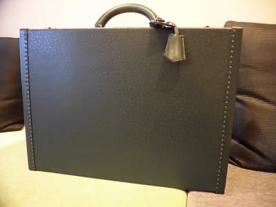 ルイヴィトン　プレジデント【富士店】 静岡県富士市にあるザ・ゴールド 富士店の画像1