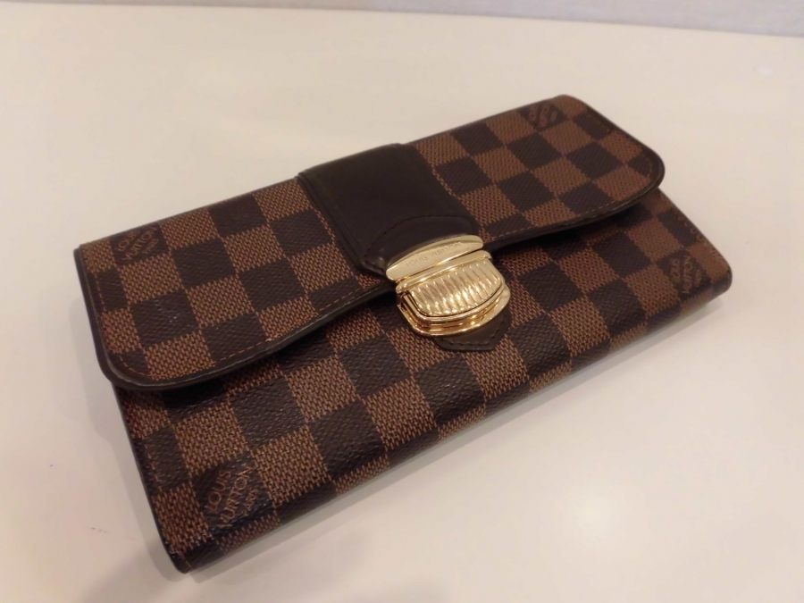ルイヴィトン　ポルトフォイユシスティナの買取実績【富士店/静岡県/富士市】 静岡県富士市にあるザ・ゴールド 富士店の画像1