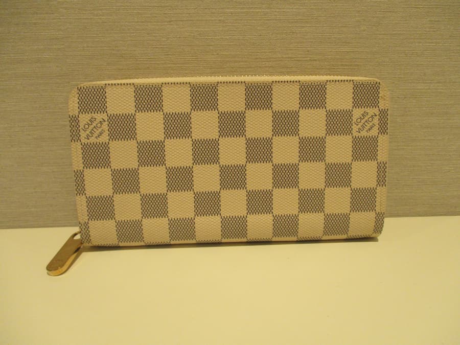 ジッピーウォレットの買取実績【浜松若林店/静岡県/浜松市】 静岡県浜松市にあるザ・ゴールド 浜松若林店の画像1