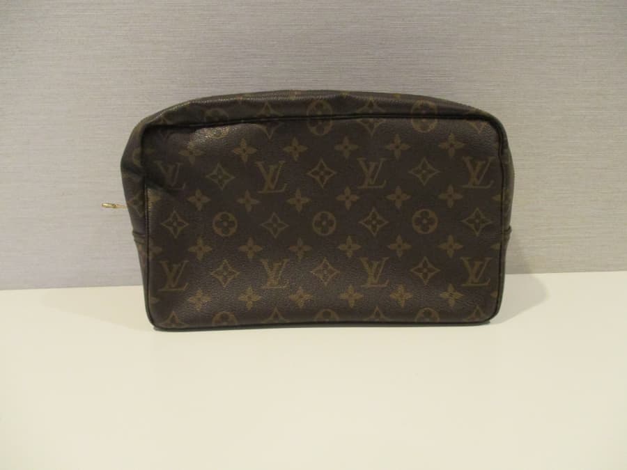 トゥルーストワレット28【浜松若林店】 静岡県浜松市にあるザ・ゴールド 浜松若林店の画像1