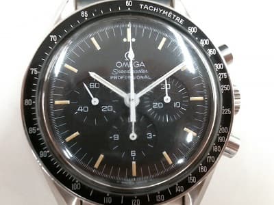 オメガスピードマスター【136号三島店】 静岡県三島市にあるザ・ゴールド 136号三島店の画像1