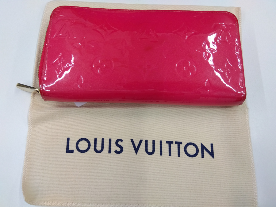 ヴィトン　財布　買取実績【136号三島店/静岡県/三島市】 静岡県三島市にあるザ・ゴールド 136号三島店の画像1