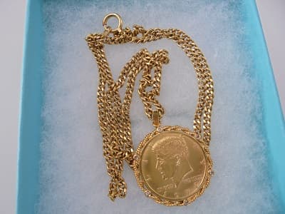 コイン付き18金ネックレス【136号三島店】 静岡県三島市にあるザ・ゴールド 136号三島店の画像1