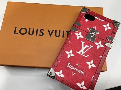 ルイヴィトン★シュプリームコラボ★アイトランク★iPhone7ケース 東京都中央区にあるザ・ゴールド 銀座店の画像1