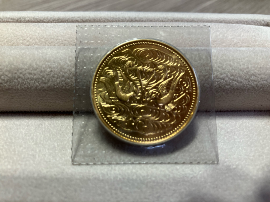 金貨★昭和天皇御在位60年記念10万円金貨★買取実績【銀座店/東京都/中央区】 東京都中央区にあるザ・ゴールド 銀座店の画像1
