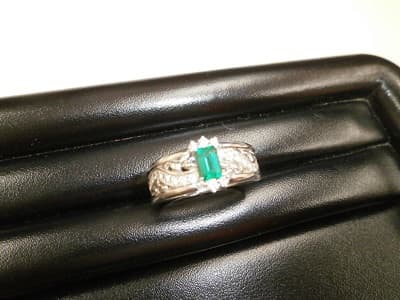 プラチナ950　色石メレダイヤ付リング（クレサンベール刻印）【金沢南店】