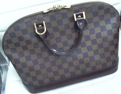 ルイヴィトン　アルマ　【砺波店】 富山県砺波市にあるザ・ゴールド 砺波店（※砺波中神店に移転いたしました）の画像1