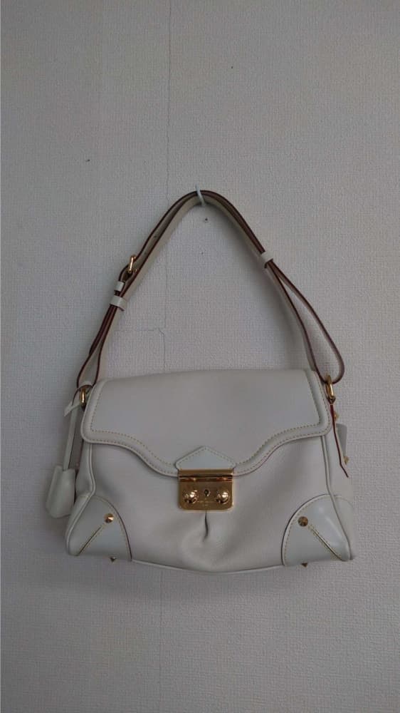 ルイヴィトン　ラプソリュ買取実績【高岡店/富山県/高岡市】 富山県高岡市にあるザ・ゴールド 高岡店（※9/27に高岡横田店に移転いたしました）の画像1