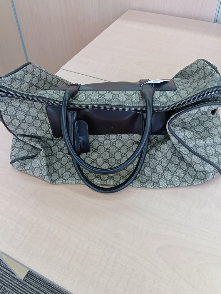 GUCCI グッチ 　GGスプリームキャンバス 　ボストンバッグ の買取実績【富山東店/富山県/富山市】 富山県富山市にあるザ・ゴールド 富山東店の画像1