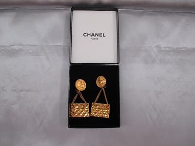 シャネルのイヤリング　【富山東店】 富山県富山市にあるザ・ゴールド 富山東店の画像1