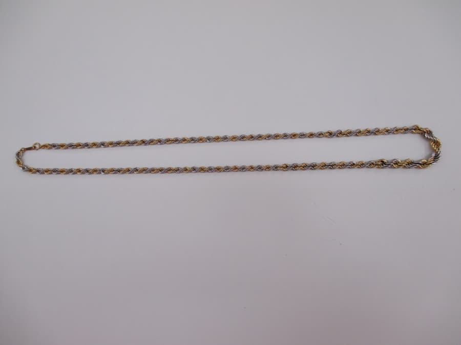 Ｐｔ850とＫ18のコンビネックレスです　【富山東店】 富山県富山市にあるザ・ゴールド 富山東店の画像1