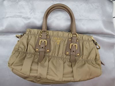 プラダのバッグ　【富山東店】 富山県富山市にあるザ・ゴールド 富山東店の画像1