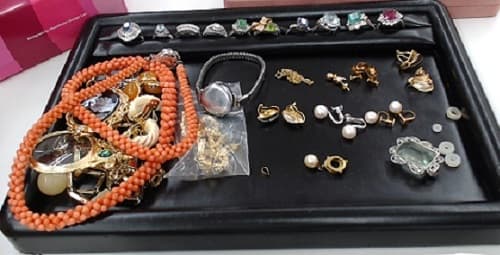 貴金属　アクセサリー【東岡谷店】 長野県諏訪郡にあるザ・ゴールド 東岡谷店の画像1