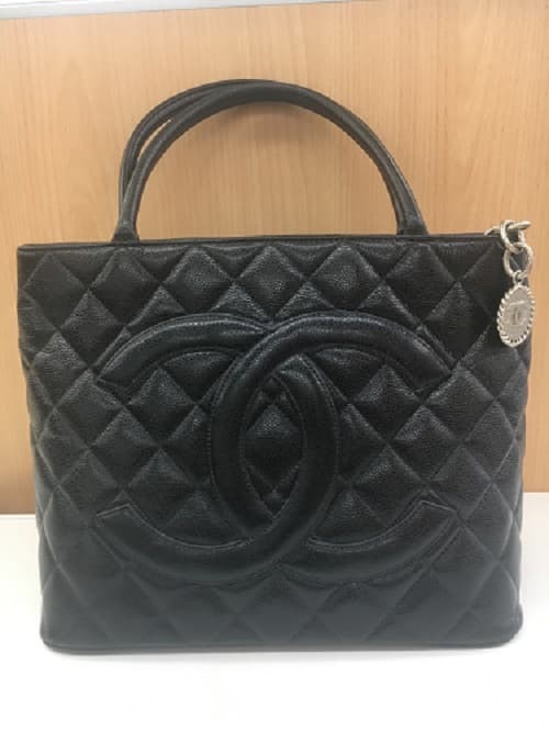 シャネル　復刻版トート　【東岡谷店】 長野県諏訪郡にあるザ・ゴールド 東岡谷店の画像1