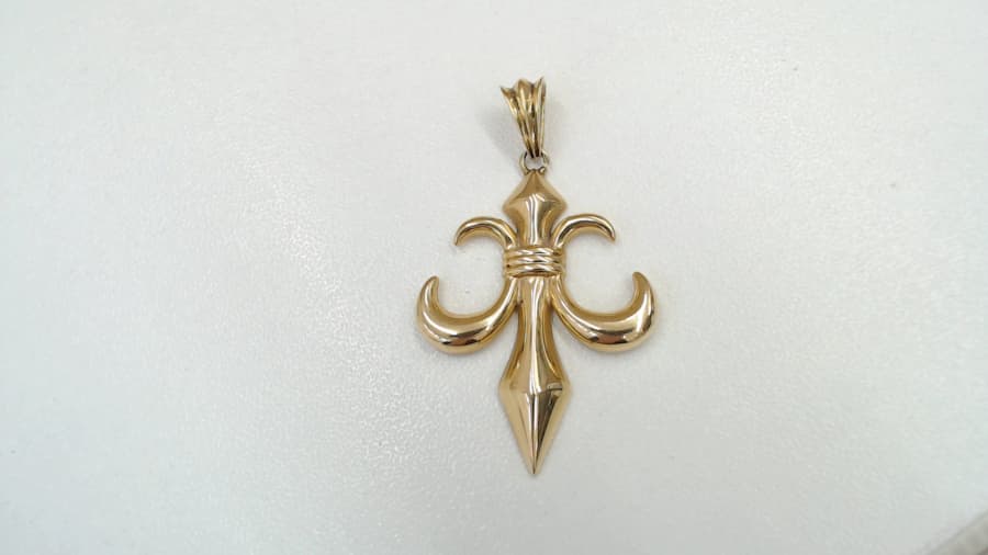 金18ペンダントヘッドの買取実績【長池店/長野県/長野市】 長野県長野市にあるザ・ゴールド 長池店の画像1