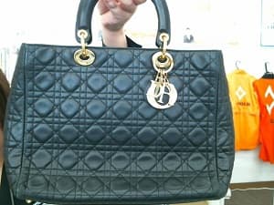 クリスチャンディオール　バッグ【長池店】 長野県長野市にあるザ・ゴールド 長池店の画像1