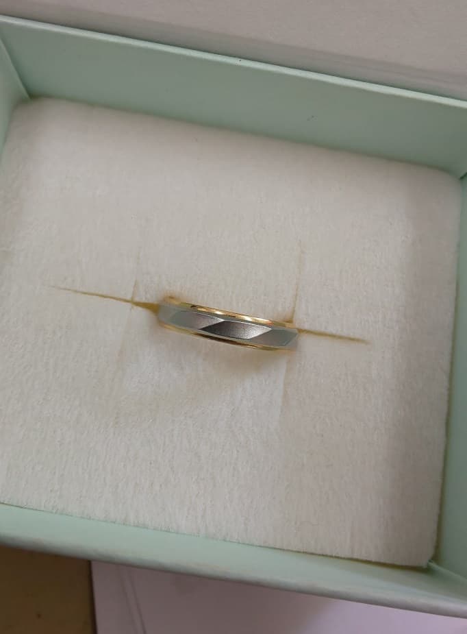 Pt900とＫ18コンビリング　【諏訪店】 長野県諏訪市にあるザ・ゴールド 諏訪店の画像1