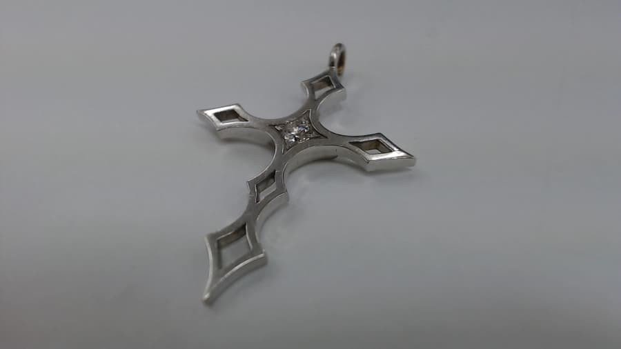 ダイヤ付きペンダントトップの買取実績【諏訪店/長野県/富士見町】 長野県諏訪市にあるザ・ゴールド 諏訪店の画像1