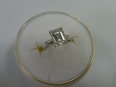 ダイヤモンドリング　【諏訪店】 長野県諏訪市にあるザ・ゴールド 諏訪店の画像1