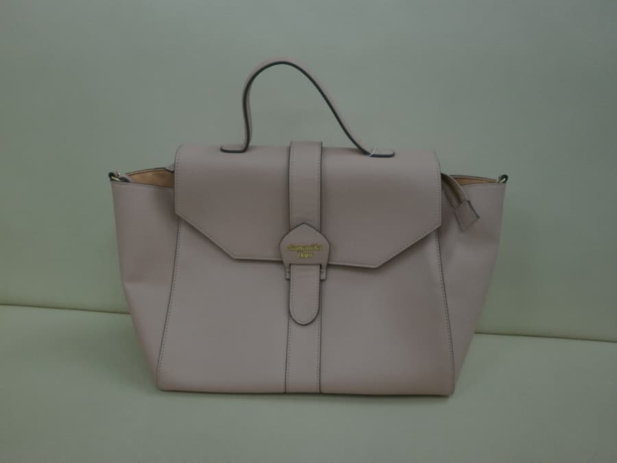 サマンサベガの２WAYバッグの買取実績【諏訪店/長野県/諏訪市】 長野県諏訪市にあるザ・ゴールド 諏訪店の画像1