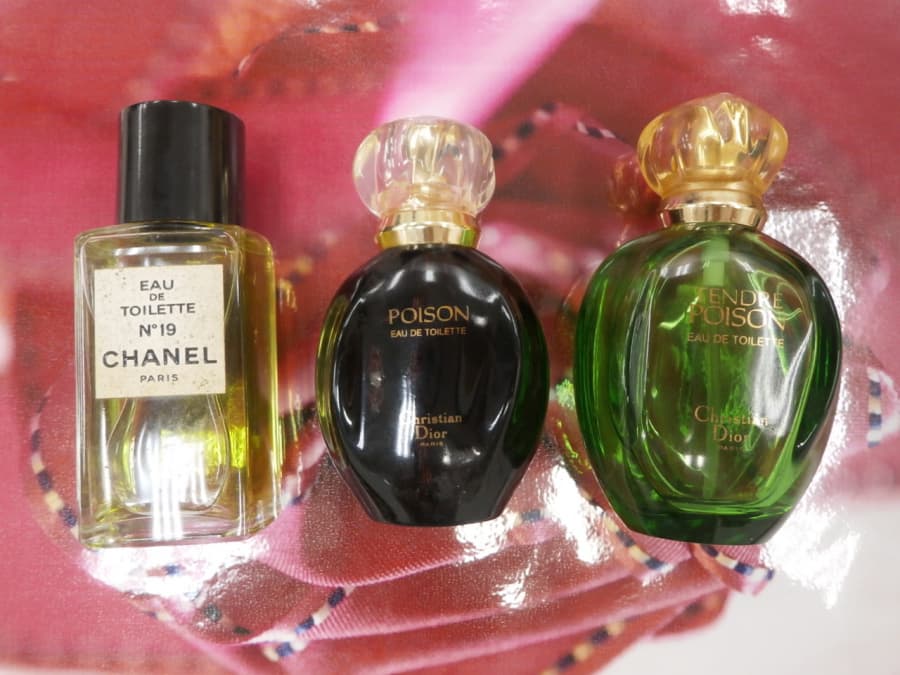 香水の買取実績【諏訪店/長野県/富士見町】 長野県諏訪市にあるザ・ゴールド 諏訪店の画像1