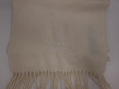 ストール　【諏訪店】 長野県諏訪市にあるザ・ゴールド 諏訪店の画像1