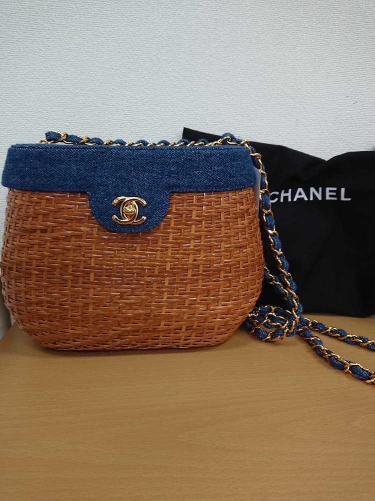 シャネル　ラタンチェーンショルダーバック　【伊那店】　 長野県伊那市にあるザ・ゴールド 伊那店の画像1