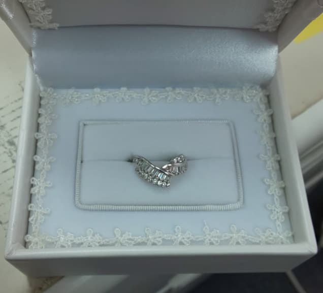 プラチナリングダイヤ付きの買取実績【伊那店/長野県/駒ケ根市】 長野県伊那市にあるザ・ゴールド 伊那店の画像1