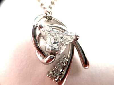 ダイヤモンドネックレス【伊那店】 長野県伊那市にあるザ・ゴールド 伊那店の画像1