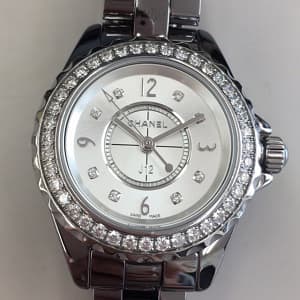 シャネル★J12【伊那店】 長野県伊那市にあるザ・ゴールド 伊那店の画像1