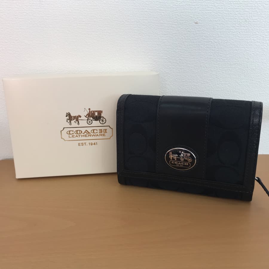 コーチ　二つ折り財布 【伊那店】 長野県伊那市にあるザ・ゴールド 伊那店の画像1