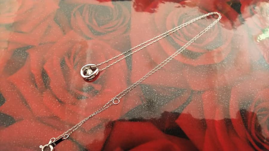 ダイヤ付18金ホワイトゴールド･ネックレスの買取実績【南松本店/長野県/松本市】 長野県松本市にあるザ・ゴールド 南松本店の画像1