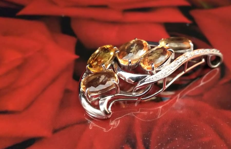 18金ホワイトゴールド・ペンダントトップの買取実績【南松本店/長野県/松本市】 長野県松本市にあるザ・ゴールド 南松本店の画像1