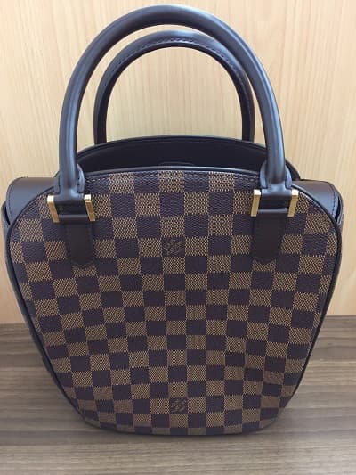 ルイヴィトン・ダミエ・サリアソー【飯田上郷店】 長野県飯田市にあるザ・ゴールド 飯田上郷店（※飯田インター店に移転いたしました）の画像1