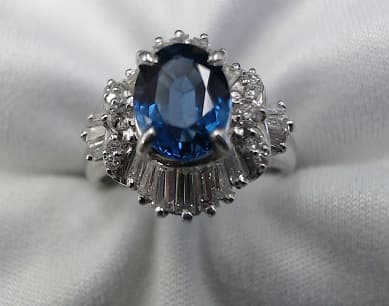 サファイア　PT900リング　【飯田上郷店】 長野県飯田市にあるザ・ゴールド 飯田上郷店（※飯田インター店に移転いたしました）の画像1