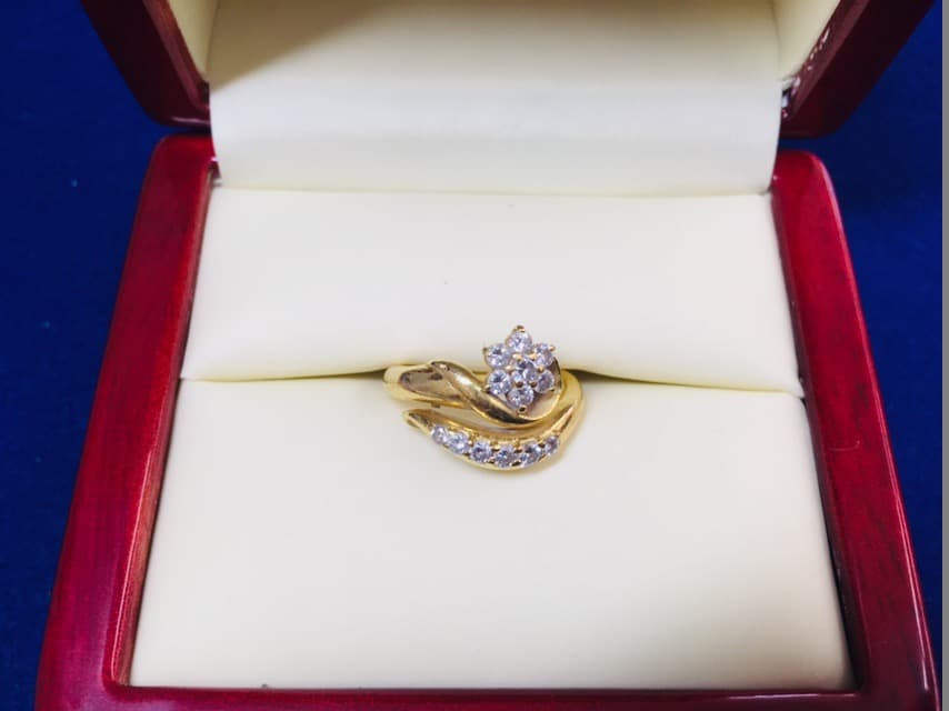 ダイヤ製品【穂高店】 長野県安曇野市にあるザ・ゴールド 穂高店の画像1