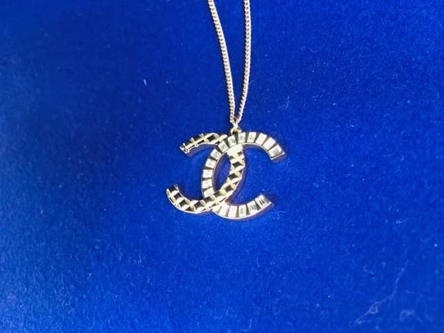 CHANEL 【穂高店】 長野県安曇野市にあるザ・ゴールド 穂高店の画像1