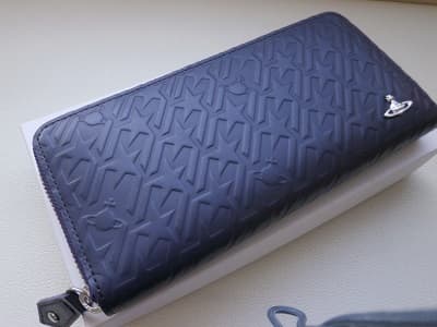 ヴィヴィアンウエストウッド　ラウンド長財布　【佐久平店】 長野県佐久市にあるザ・ゴールド 佐久平店の画像1